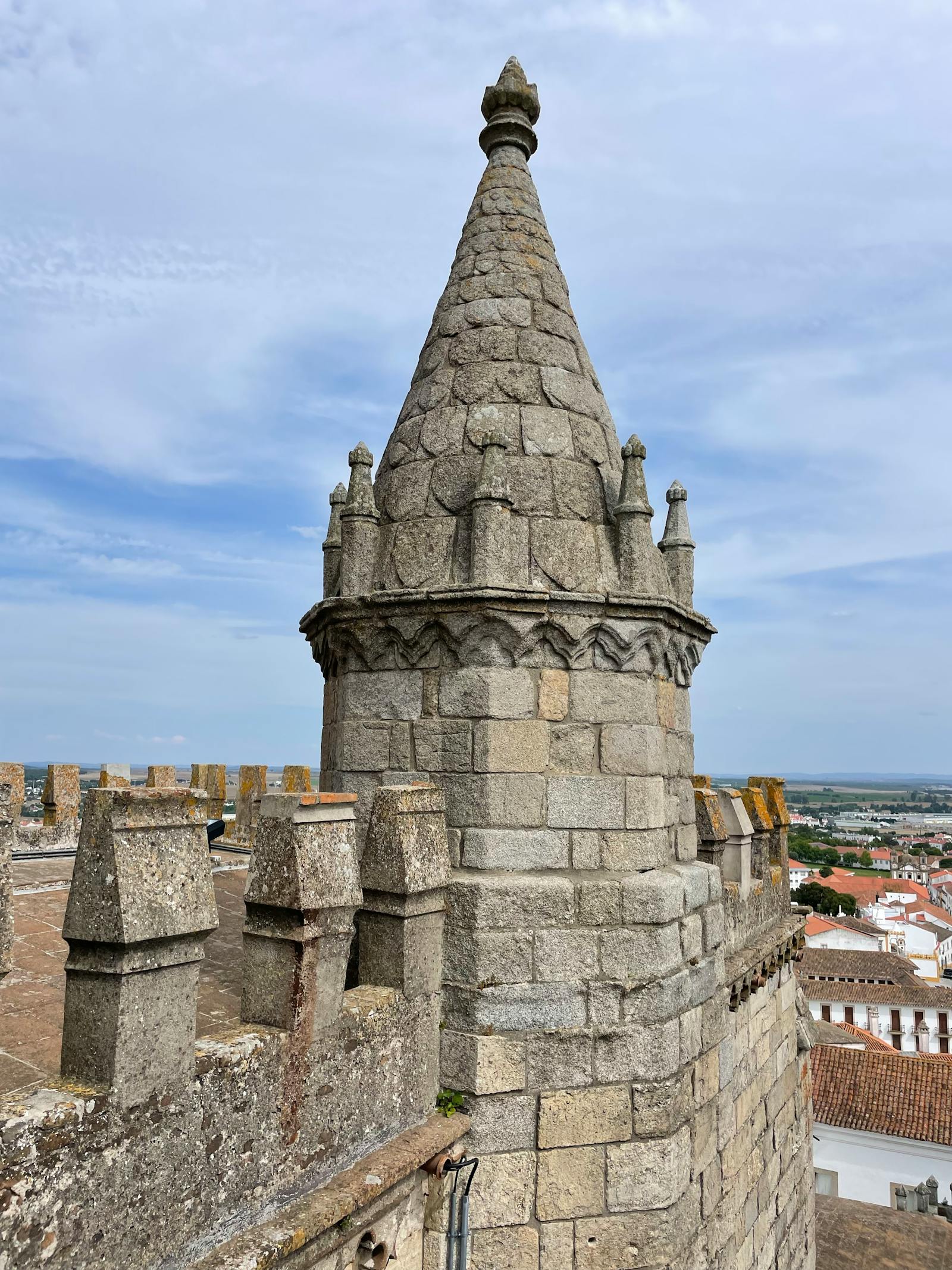 Évora